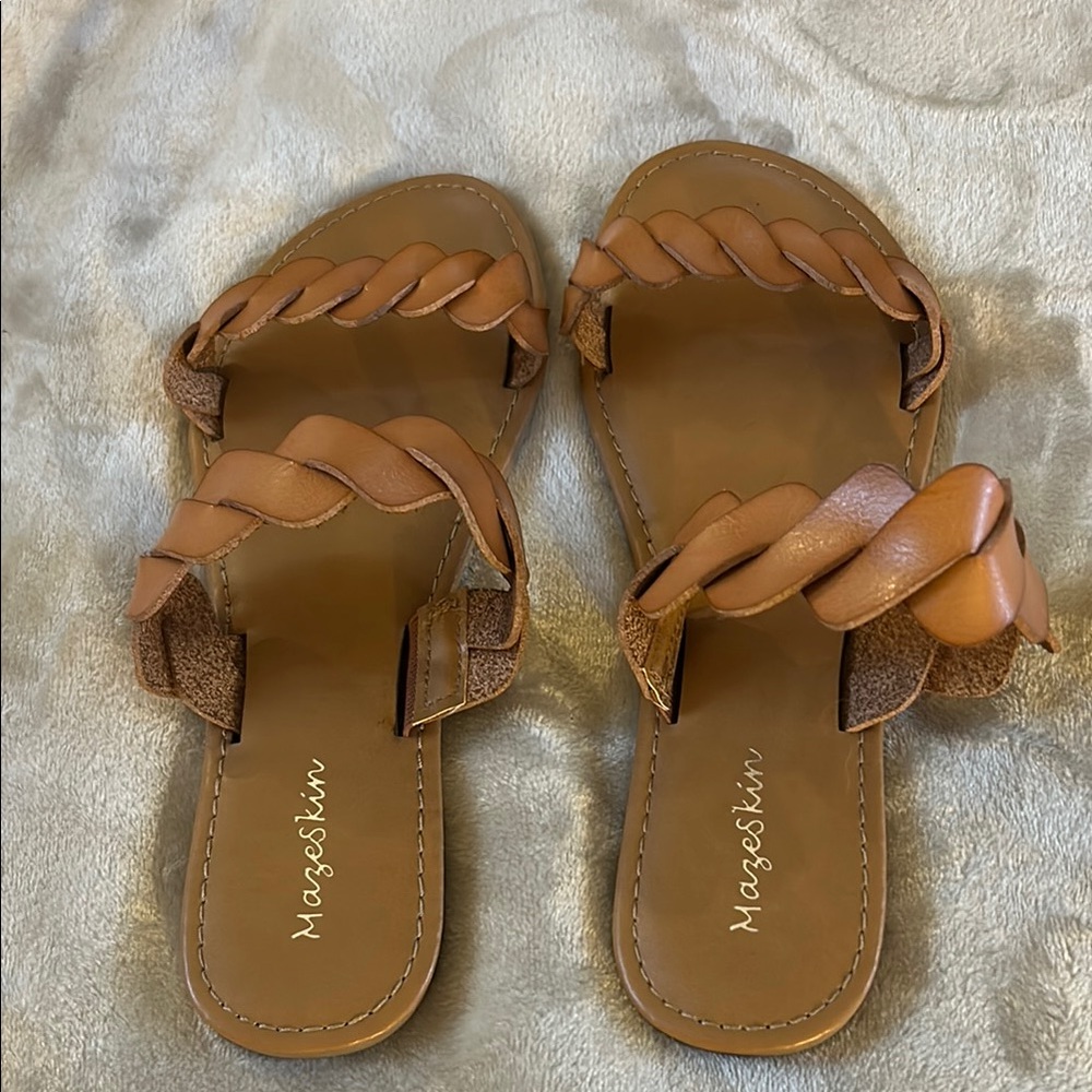 Women's Tan Sandals